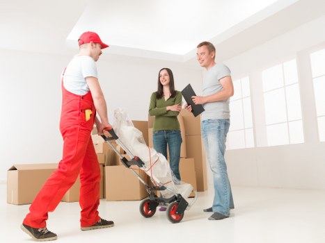 Careful loading and unloading for a home move in Holland Park
